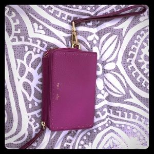 RFID Wild Berry Mallory Smartphone Wallet